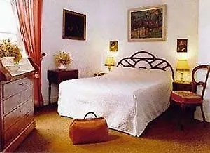 Le Moulin Des Templiers Bed & Breakfast Chaudes-Aigues 0*,  France